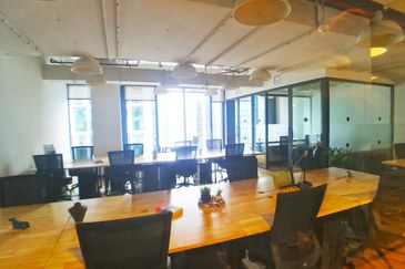Equatorial Plaza Serviced Office Got 1-200 pax use