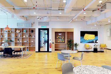 Equatorial Plaza Serviced Office Got 1-200 pax use