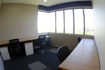 Wisma Suria Serviced Office Got for 1-32 pax use