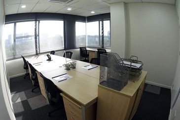 Wisma Suria Serviced Office Got for 1-32 pax use