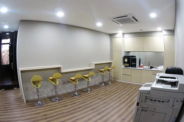 Wisma Suria Serviced Office Got for 1-32 pax use