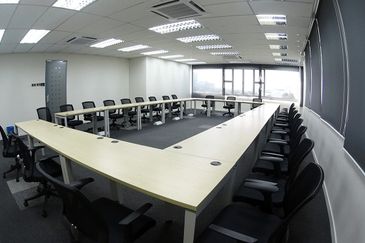 Wisma Suria Serviced Office Got for 1-32 pax use