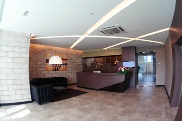 Wisma Suria Serviced Office Got for 1-32 pax use