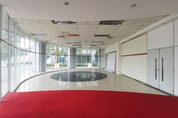 Bangunan Palm Grove Ground Floor Showroom