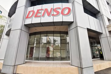 Bangunan Palm Grove Ground Floor Showroom