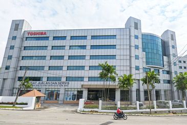 Bangunan Palm Grove Fitted Office, Glenmarine