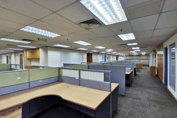 Bangunan Palm Grove Fitted Office, Glenmarine