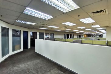 Bangunan Palm Grove Fitted Office, Glenmarine