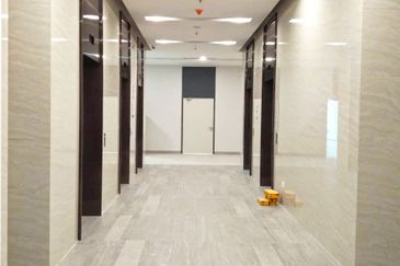 KYM Tower Retail Unit From 400sf up