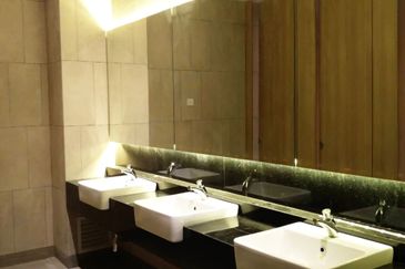 KYM Tower Retail Unit From 400sf up