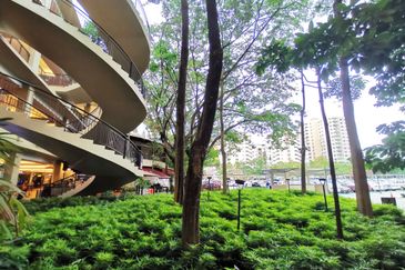 Cittal Mall Retail Space From 137sf up