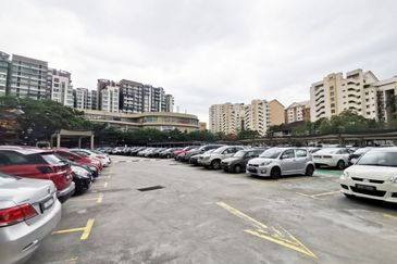 Cittal Mall Retail Space From 137sf up