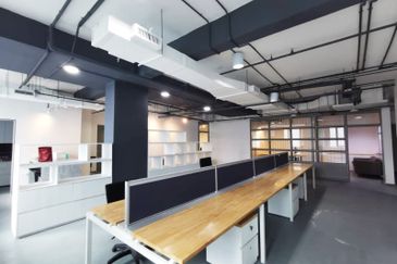 Fully Furnished Office @ Riverson KK Sabah 2192sf