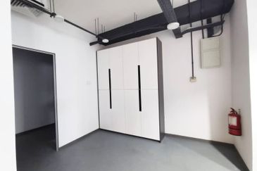 Fully Furnished Office @ Riverson KK Sabah 2192sf