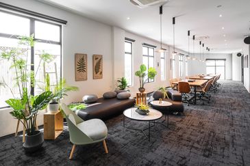 Eco Palladium JB Serviced Office For 1-10 pax use