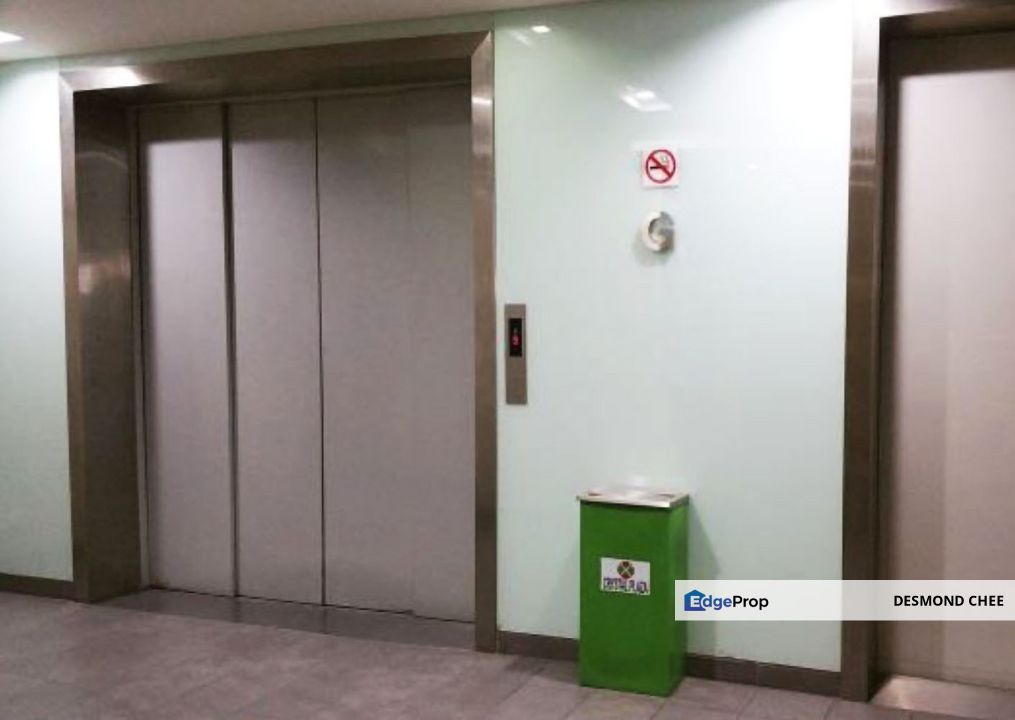 Crystal Plaza Office @ PJ 35000sf Near LRT, Selangor, Petaling Jaya