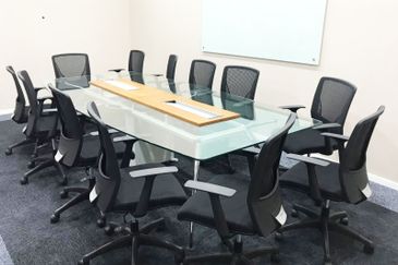 UOA Business Park Fully Furnished Office Near LRT
