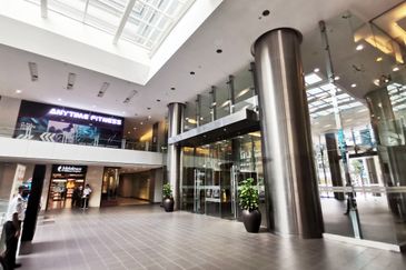 Menara UOA Bangsar Retail Space Link to LRT 3691sf