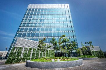 Plaza Shell KK Office Available From 1000sf up