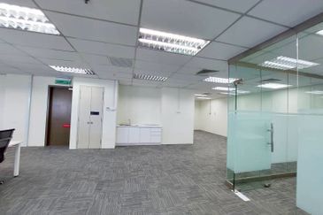 The Pillars @ KL Eco City, Fully Furnished Office 