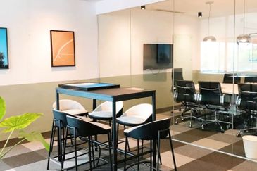 Medini 6 Serviced Office Got For 1-50 pax use MSC