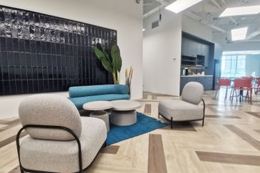 MyTown Serviced Office Available For 1-10 pax use 