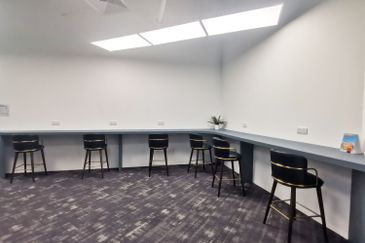 MyTown Serviced Office Available For 1-10 pax use 