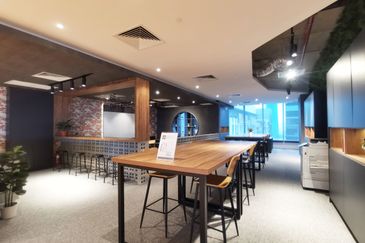 Menara EcoWorld (The Stride Strata Office @ BBCC)