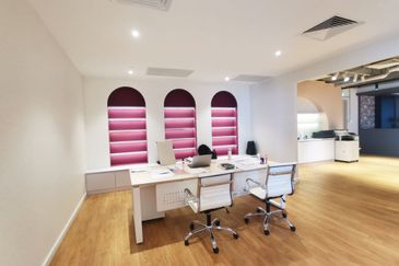 Menara EcoWorld (The Stride Strata Office @ BBCC)