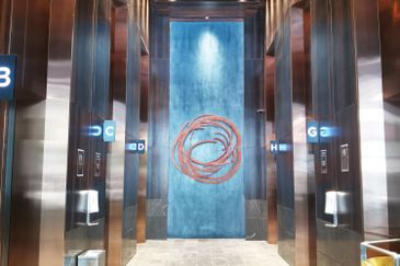 Menara EcoWorld (The Stride Strata Office @ BBCC)