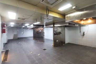 Quill City Mall Ground Floor Retail Space 5004sf