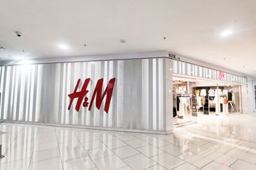 Quill City Mall Ground Floor Retail Space 5004sf