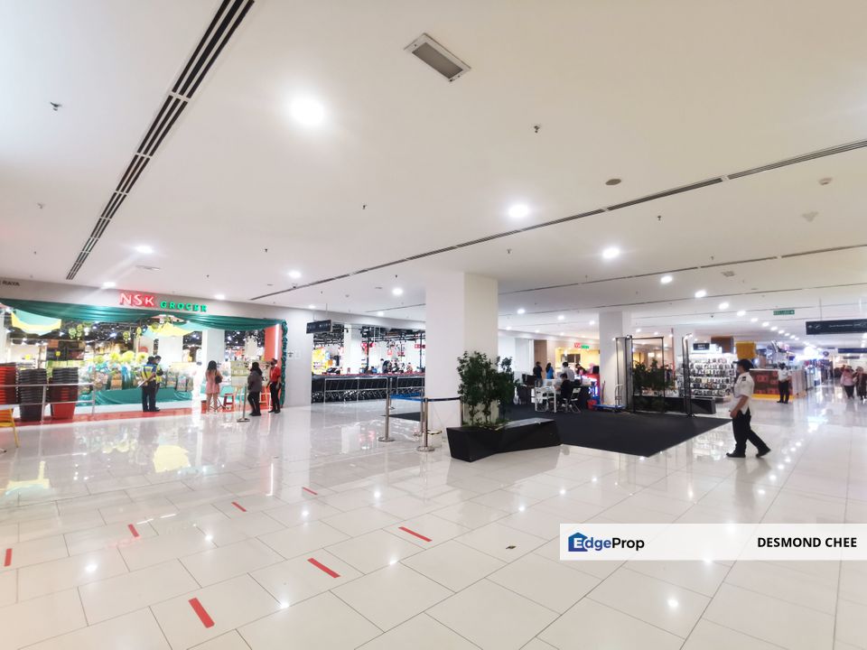 Quill City Mall LG Retail Unit Facing Supermarket , Kuala Lumpur, KL City