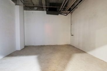 Quill City Mall LG Retail Unit 1151sf