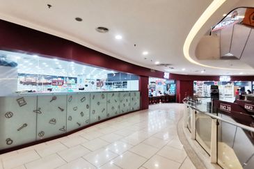 Quill City Mall 1st Floor Retail Unit 2164sf