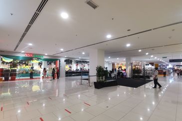 Quill City Mall Retail Available from 400sf up