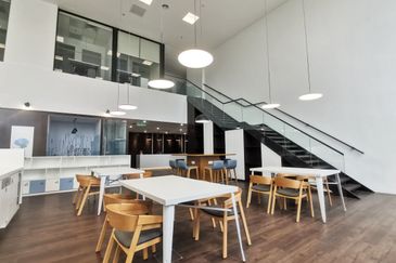 Menara EcoWorld (The Stride Strata Office @ BBCC)