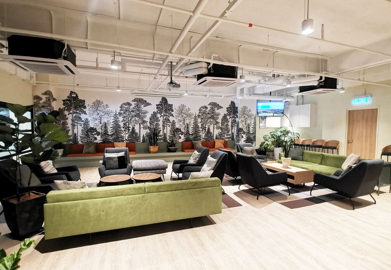 Syopz Mall Taylor’s Lakeside Bandar Sunway Serviced Office Available For 1-30 pax use Fully Furnised