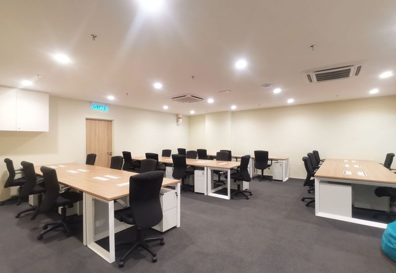 Syopz Mall Taylor’s Lakeside Bandar Sunway Serviced Office Available For 1-30 pax use Fully Furnised