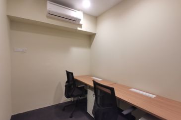 Syopz Mall Taylor’s Lakeside Serviced Office For 20 pax use Fully Furnished