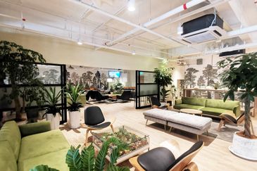 Syopz Mall Taylor’s Lakeside Serviced Office For 30 pax use Fully Furnished