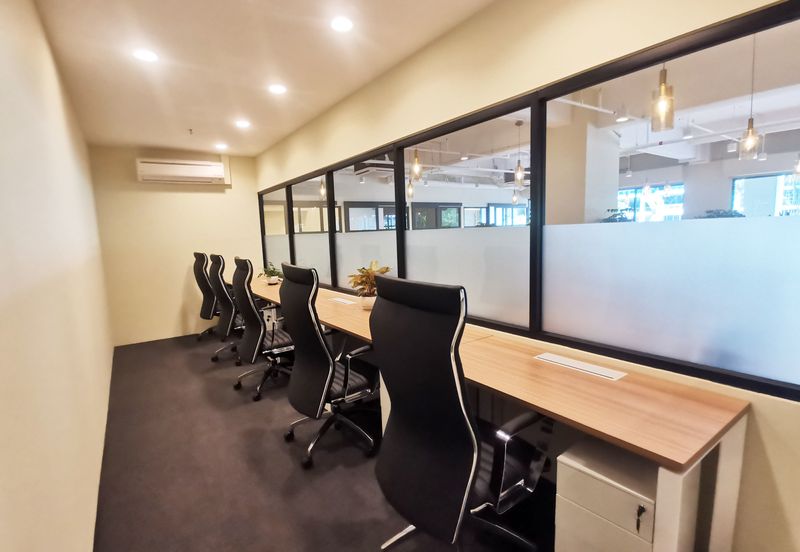 Syopz Mall Taylor’s Lakeside Serviced Office For 30 pax use Fully Furnished