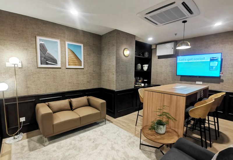 Syopz Mall Taylor’s Lakeside Serviced Office For 30 pax use Fully Furnished