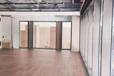 Menara AIA Sentral (formerly Menara Standard Chartered)