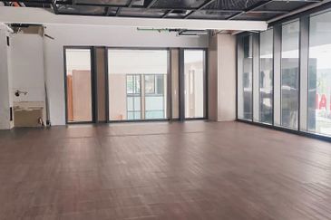 Menara AIA Sentral (formerly Menara Standard Chartered)