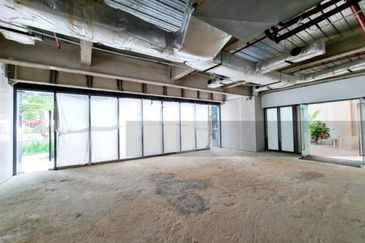 Menara AIA Sentral (formerly Menara Standard Chartered)