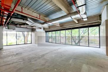 Menara AIA Sentral (formerly Menara Standard Chartered)