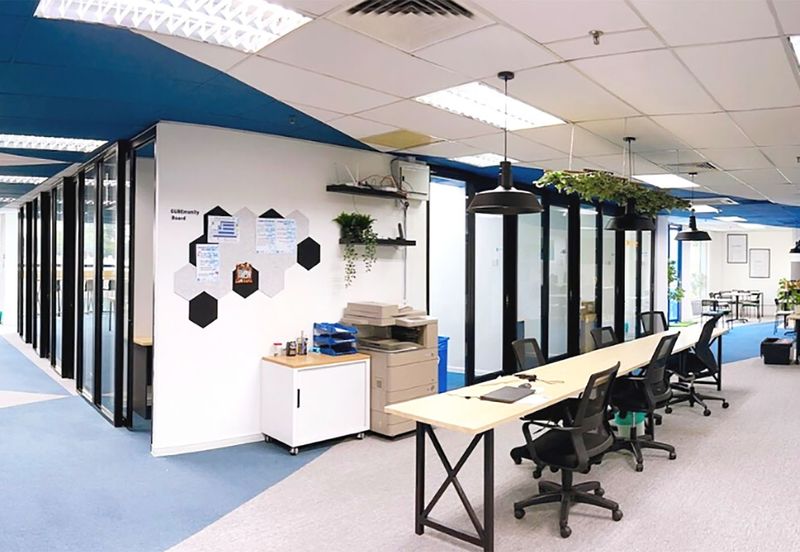 Bangunan THK @ Seksyen 51a PJ Serviced Office Available For 1-15 pax use with Cover Parkings