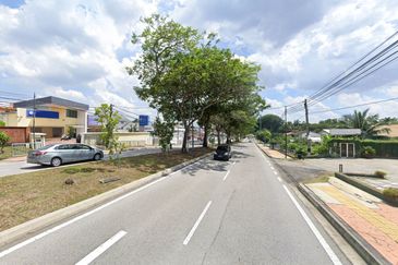 Ground Floor & 1st Floor Showroom @ Jalan Gasing Petaling Jaya, 7000sf