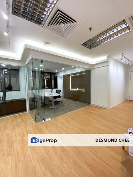 UOA Centre Nice Renovated Office 1144sf Near LRT, MRT & Monorail Station, Kuala Lumpur, KLCC